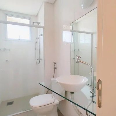 Apartamentos com 106m², 3 quartos, 1 suíte, 2 garagens, no bairro Canto em Florianópolis