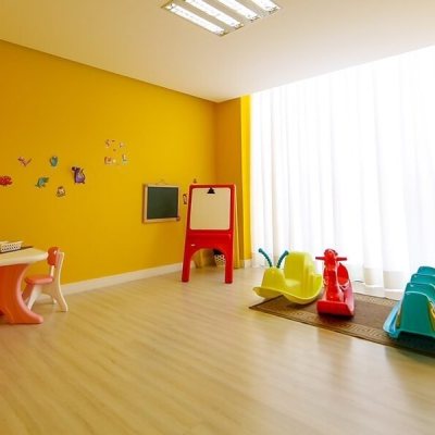 Apartamentos com 106m², 3 quartos, 1 suíte, 2 garagens, no bairro Canto em Florianópolis