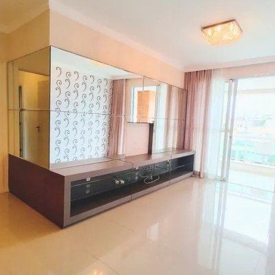 Apartamentos com 106m², 3 quartos, 1 suíte, 2 garagens, no bairro Canto em Florianópolis