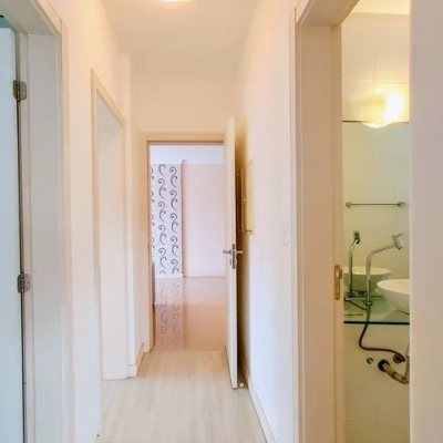 Apartamentos com 106m², 3 quartos, 1 suíte, 2 garagens, no bairro Canto em Florianópolis