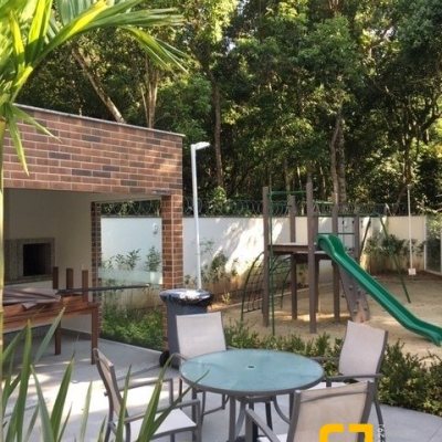 Apartamentos com 71m², 2 quartos, 1 suíte, 2 garagens, no bairro Saco Grande em Florianópolis