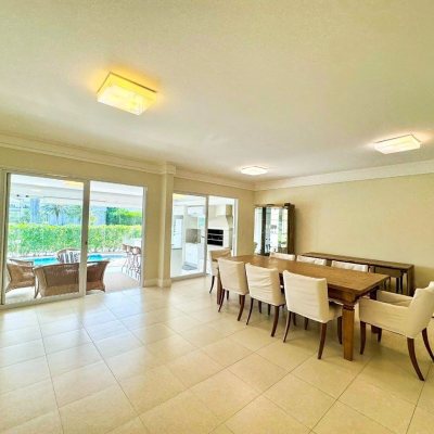 Casa em Condomínio com 380m², 3 quartos, 1 suíte, 2 garagens, no bairro Cacupé em Florianópolis
