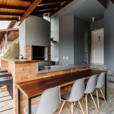 Casa em Condomínio com 290m², 3 quartos, 1 suíte, 2 garagens, no bairro Cacupé em Florianópolis