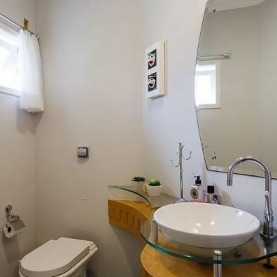 Casa em Condomínio com 290m², 3 quartos, 1 suíte, 2 garagens, no bairro Cacupé em Florianópolis