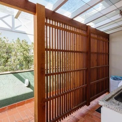 Casa em Condomínio com 329m², 3 quartos, 3 suítes, 2 garagens, no bairro Cacupé em Florianópolis