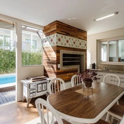 Casa em Condomínio com 329m², 3 quartos, 3 suítes, 2 garagens, no bairro Cacupé em Florianópolis