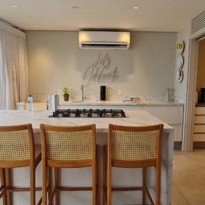 Cobertura com 172m², 3 quartos, 2 suítes, 1 garagem, no bairro Centro em Florianópolis