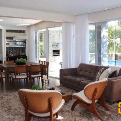 Casa em Condomínio com 350m², 3 quartos, 3 suítes, 5 garagens, no bairro Santo Antônio de Lisboa em Florianópolis