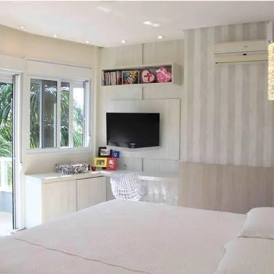 Casa em Condomínio com 350m², 3 quartos, 3 suítes, 5 garagens, no bairro Santo Antônio de Lisboa em Florianópolis