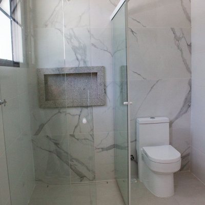 Casa em Condomínio com 288m², 4 quartos, 4 suítes, 2 garagens, no bairro Cachoeira do Bom Jesus em Florianópolis