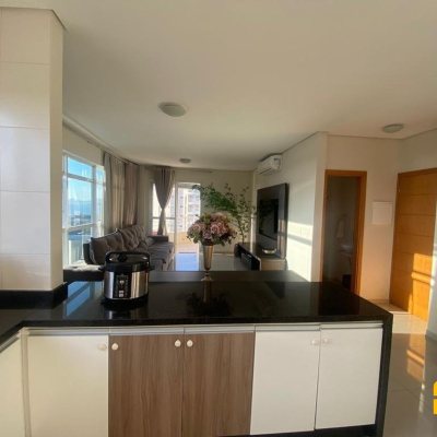 Apartamentos com 139m², 3 quartos, 1 suíte, 2 garagens, no bairro Agronômica em Florianópolis