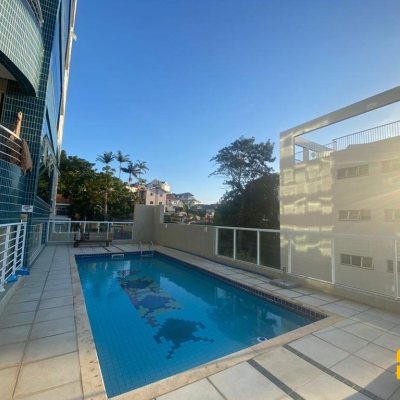 Apartamentos com 139m², 3 quartos, 1 suíte, 2 garagens, no bairro Agronômica em Florianópolis