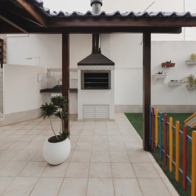 Apartamentos com 147m², 4 quartos, 1 suíte, 4 garagens, no bairro Centro em Florianópolis