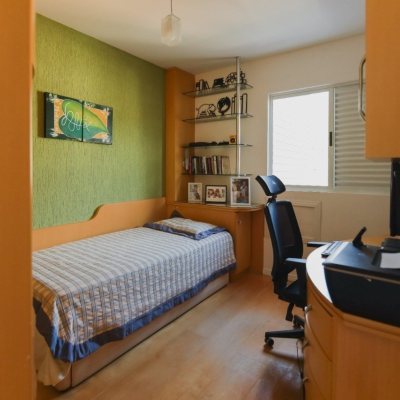 Apartamentos com 147m², 4 quartos, 1 suíte, 4 garagens, no bairro Centro em Florianópolis