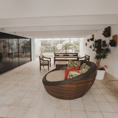 Apartamentos com 147m², 4 quartos, 1 suíte, 4 garagens, no bairro Centro em Florianópolis