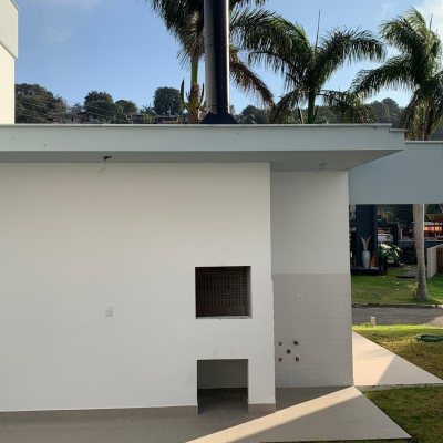 Casa em Condomínio com 192m², 3 quartos, 3 suítes, 2 garagens, no bairro Cachoeira do Bom Jesus em Florianópolis