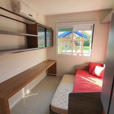 Casa em Condomínio com 224m², 4 quartos, 3 suítes, 2 garagens, no bairro Cachoeira do Bom Jesus em Florianópolis