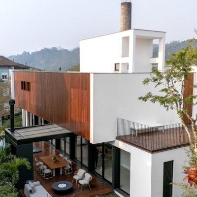 Casa em Condomínio com 457m², 3 quartos, 3 suítes, 4 garagens, no bairro Cacupé em Florianópolis