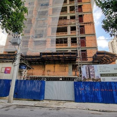 Apartamentos com 69m², 2 quartos, 2 suítes, 2 garagens, no bairro Centro em Florianópolis