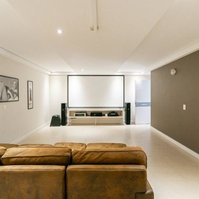 Apartamentos com 77m², 3 quartos, 1 suíte, 2 garagens, no bairro Centro em Florianópolis