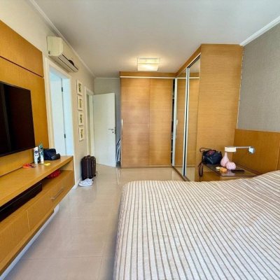 Apartamentos com 112m², 2 quartos, 2 suítes, 2 garagens, no bairro Centro em Florianópolis