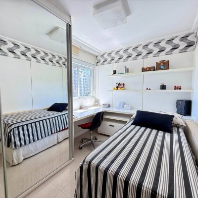 Apartamentos com 112m², 2 quartos, 2 suítes, 2 garagens, no bairro Centro em Florianópolis