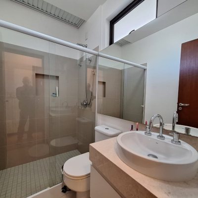 Casa em Condomínio com 282m², 4 quartos, 3 suítes, 2 garagens, no bairro João Paulo em Florianópolis