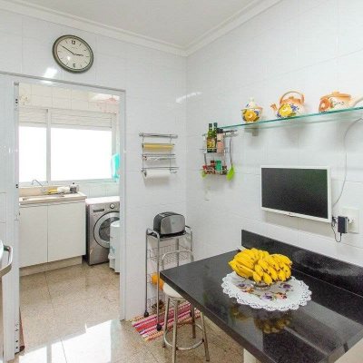 Apartamentos com 97m², 2 quartos, 2 suítes, 1 garagem, no bairro Centro em Florianópolis