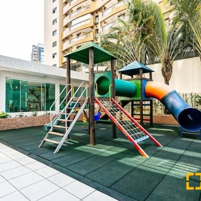 Apartamentos com 97m², 2 quartos, 2 suítes, 1 garagem, no bairro Centro em Florianópolis