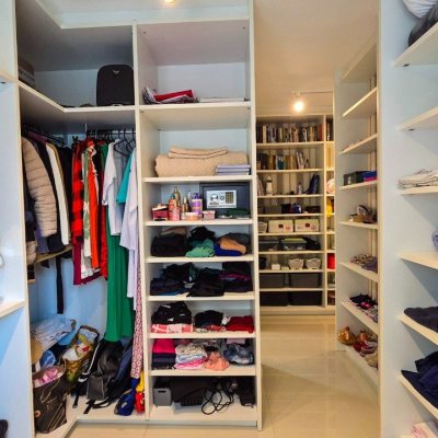 Apartamentos com 130m², 3 quartos, 3 suítes, 3 garagens, no bairro Centro em Florianópolis