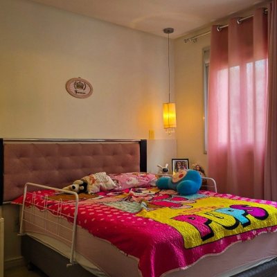 Apartamentos com 130m², 3 quartos, 3 suítes, 3 garagens, no bairro Centro em Florianópolis