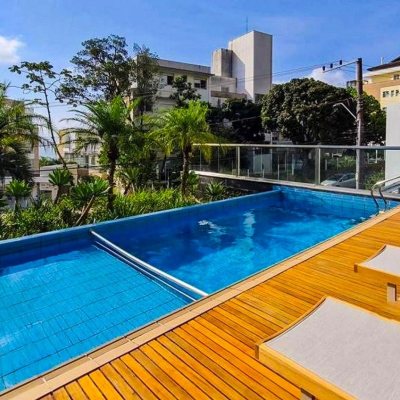 Apartamentos com 237m², 3 quartos, 3 suítes, 3 garagens, no bairro João Paulo em Florianópolis