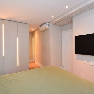 Apartamentos com 79m², 2 quartos, 1 suíte, 2 garagens, no bairro Centro em Florianópolis