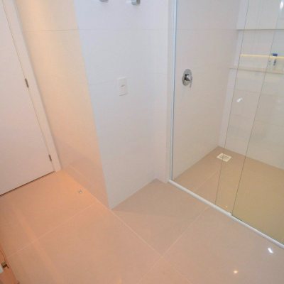 Apartamentos com 79m², 2 quartos, 1 suíte, 2 garagens, no bairro Centro em Florianópolis