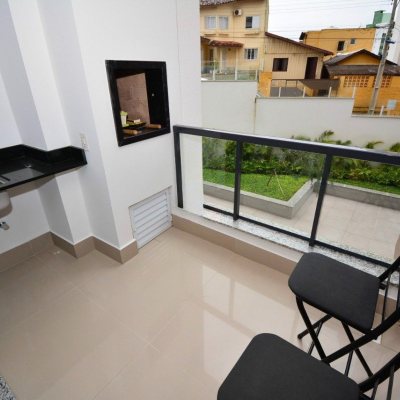 Apartamentos com 79m², 2 quartos, 1 suíte, 2 garagens, no bairro Centro em Florianópolis