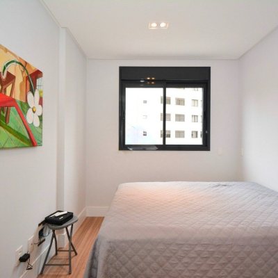 Apartamentos com 79m², 2 quartos, 1 suíte, 2 garagens, no bairro Centro em Florianópolis