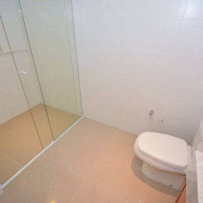 Apartamentos com 79m², 2 quartos, 1 suíte, 2 garagens, no bairro Centro em Florianópolis