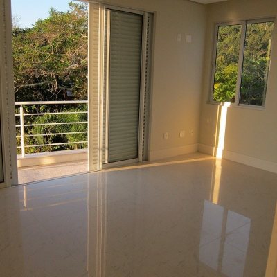 Casa em Condomínio com 461m², 3 quartos, 3 suítes, 4 garagens, no bairro Cacupé em Florianópolis