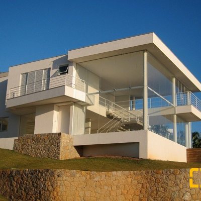 Casa em Condomínio com 461m², 3 quartos, 3 suítes, 4 garagens, no bairro Cacupé em Florianópolis