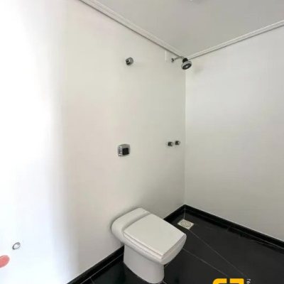 Apartamentos com 156m², 3 quartos, 3 suítes, 2 garagens, no bairro Centro em Florianópolis