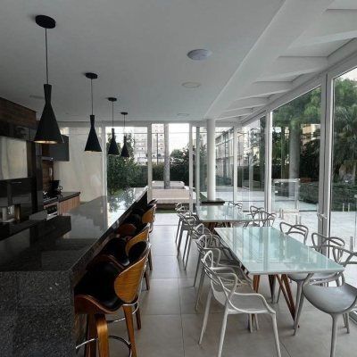 Apartamentos com 122m², 3 quartos, 1 suíte, 2 garagens, no bairro Itacorubi em Florianópolis