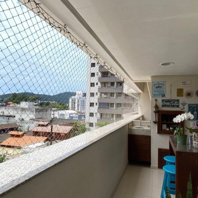 Apartamentos com 122m², 3 quartos, 1 suíte, 2 garagens, no bairro Itacorubi em Florianópolis