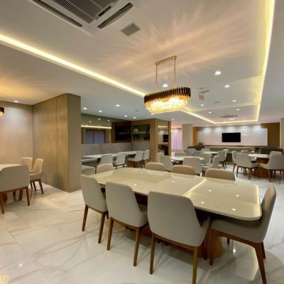 Apartamentos com 122m², 3 quartos, 1 suíte, 2 garagens, no bairro Itacorubi em Florianópolis