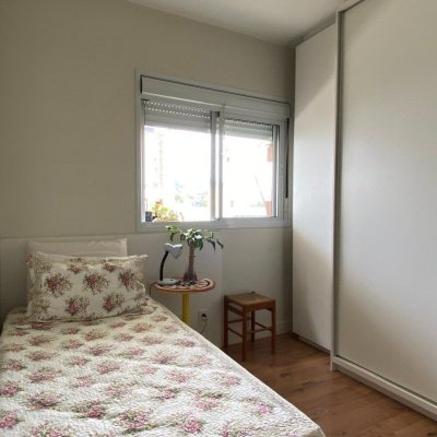 Apartamentos com 122m², 3 quartos, 1 suíte, 2 garagens, no bairro Itacorubi em Florianópolis