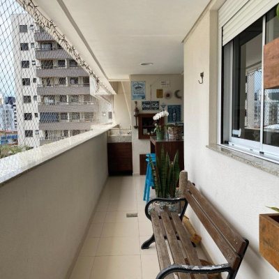 Apartamentos com 122m², 3 quartos, 1 suíte, 2 garagens, no bairro Itacorubi em Florianópolis