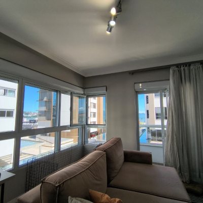 Studio Residencial com 45m², 1 quarto, 1 garagem, no bairro Campinas em São José