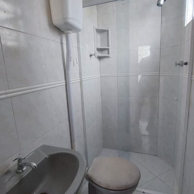 Casa Residencial com 229m², 5 quartos, 3 suítes, 6 garagens, no bairro Campeche em Florianópolis