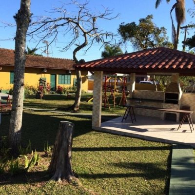 Chalé com 39m², 2 quartos, 1 garagem, no bairro Cachoeira Do Bom Jesus em Florianópolis