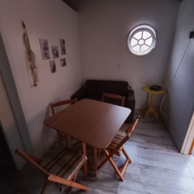 Chalé com 39m², 2 quartos, 1 garagem, no bairro Cachoeira Do Bom Jesus em Florianópolis