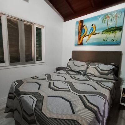 Chalé com 39m², 2 quartos, 1 garagem, no bairro Cachoeira Do Bom Jesus em Florianópolis